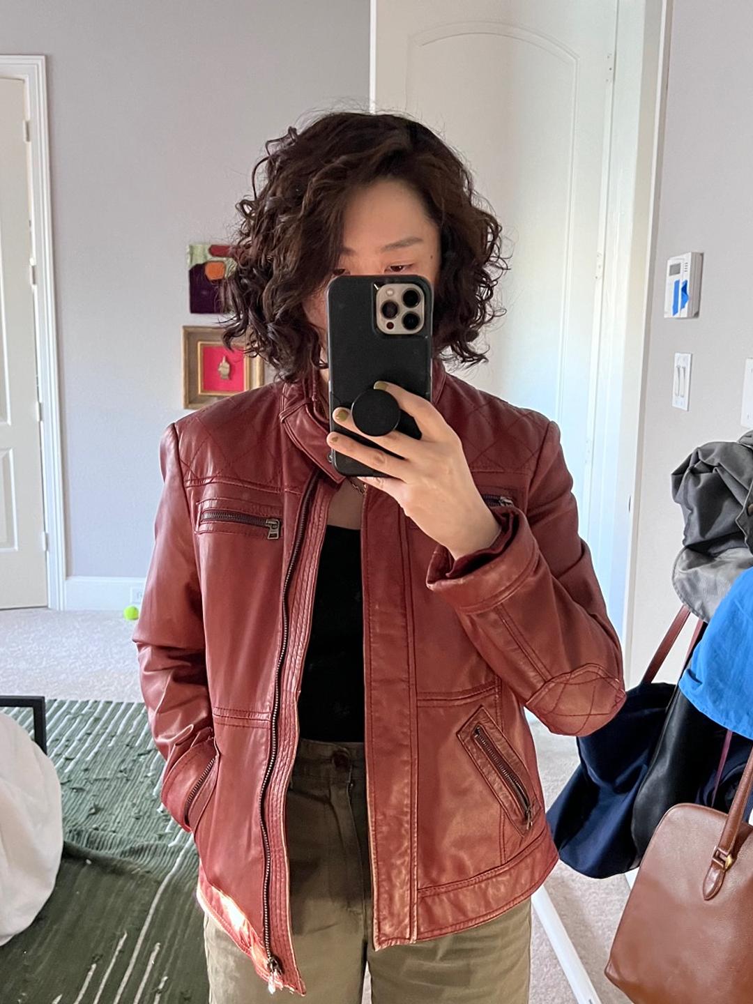 ESPRITレディース．ライダースレザージャケット　ヴィンテージ赤タグＬ Esprit - Esprit burgundy leather jacket US 10 - Lucky Sweater