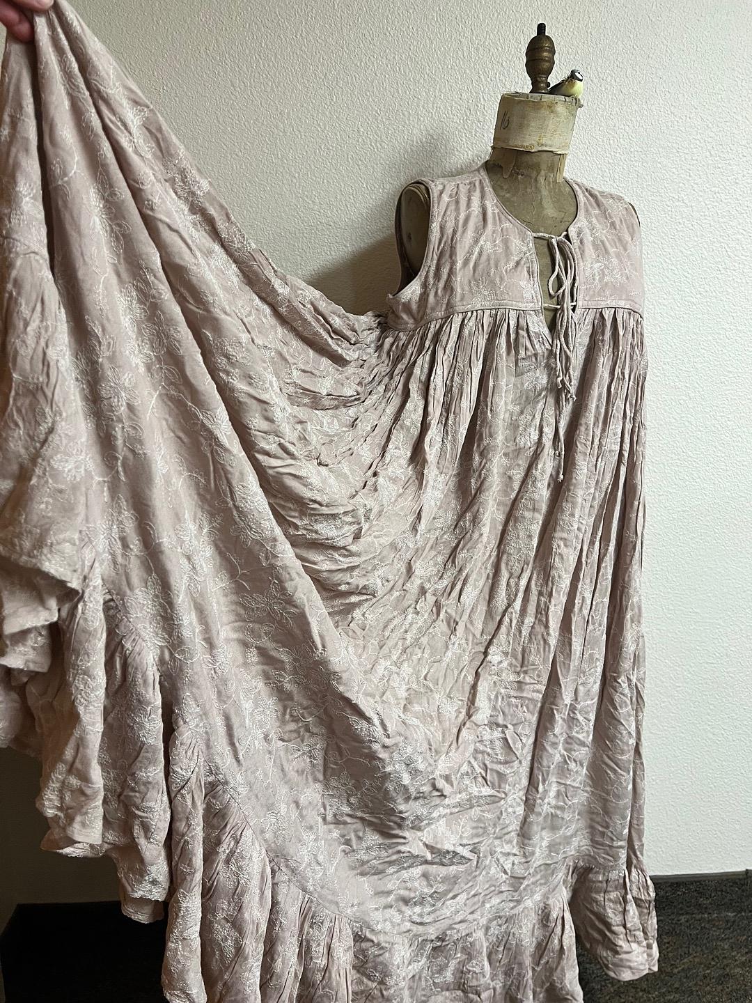 Daughters of India - Ishya Gown - Lucky Sweater