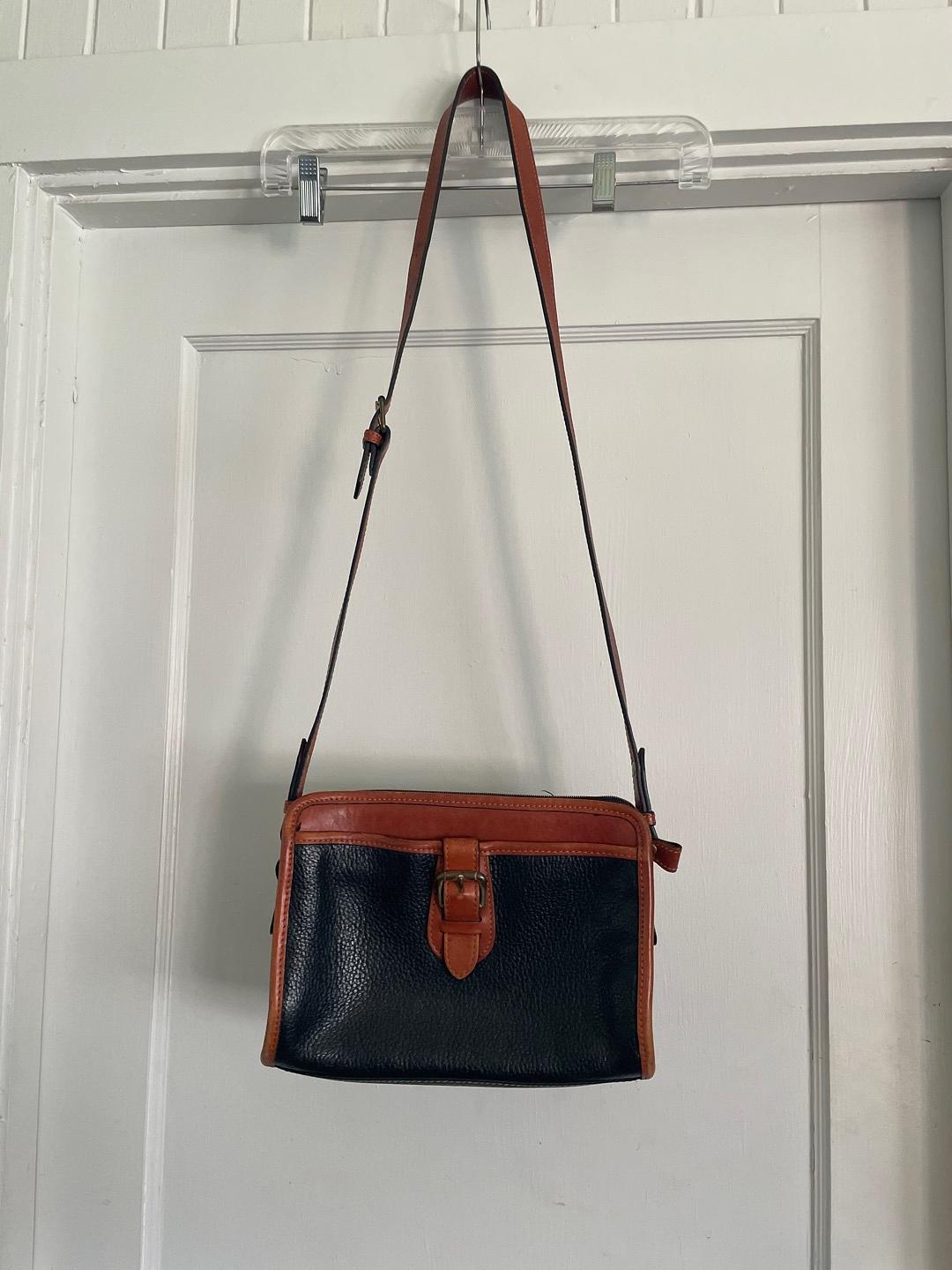 Vintage on sale Liz Claiborne Leather Purse